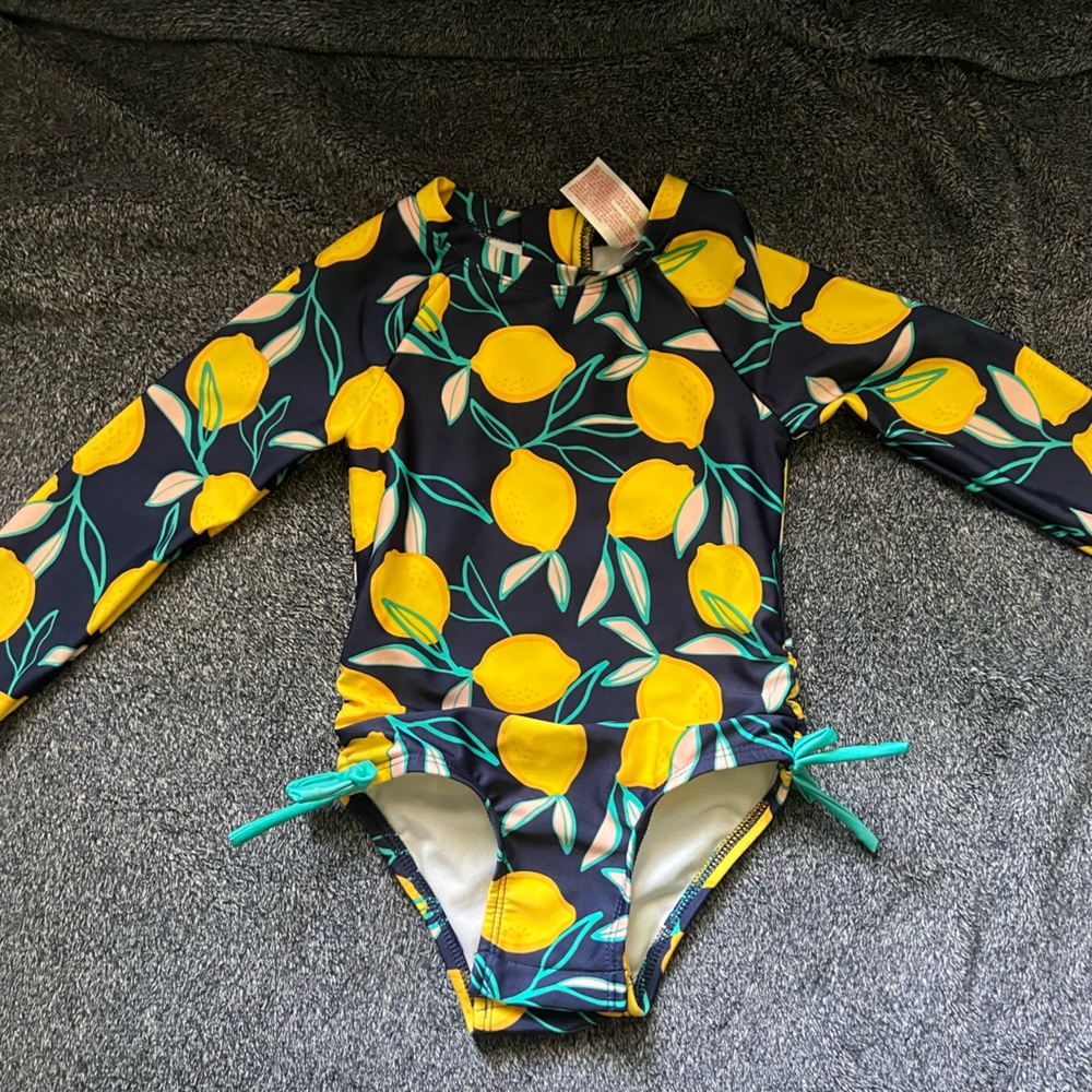 NWOT Cat and Jack 2T Swimsuit